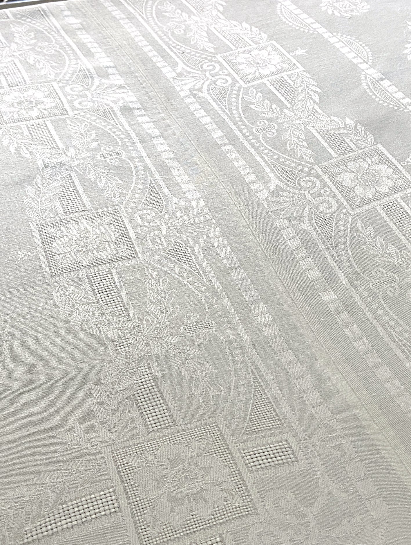 Nappe damassée