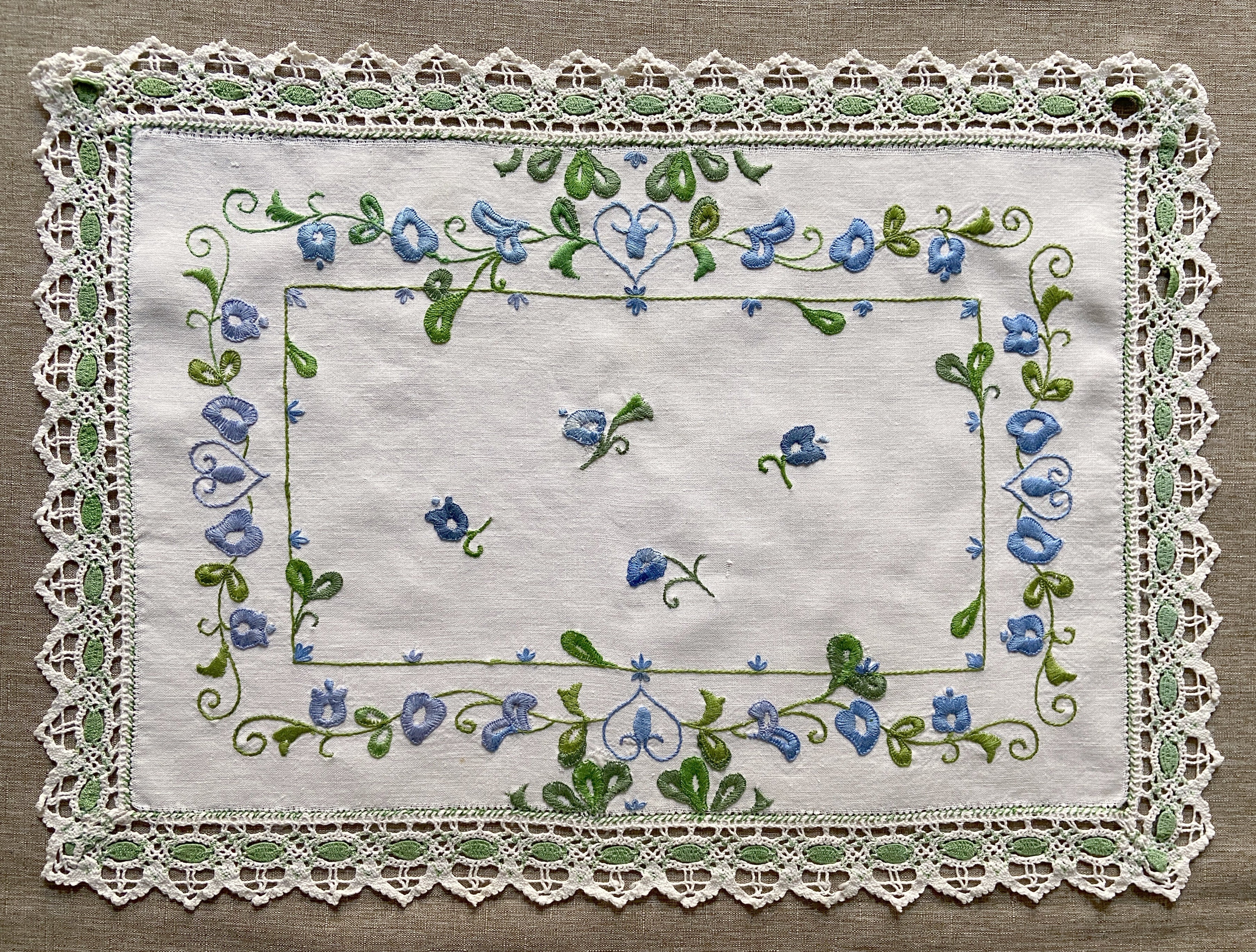 Centre de table  "Fleur bleue"