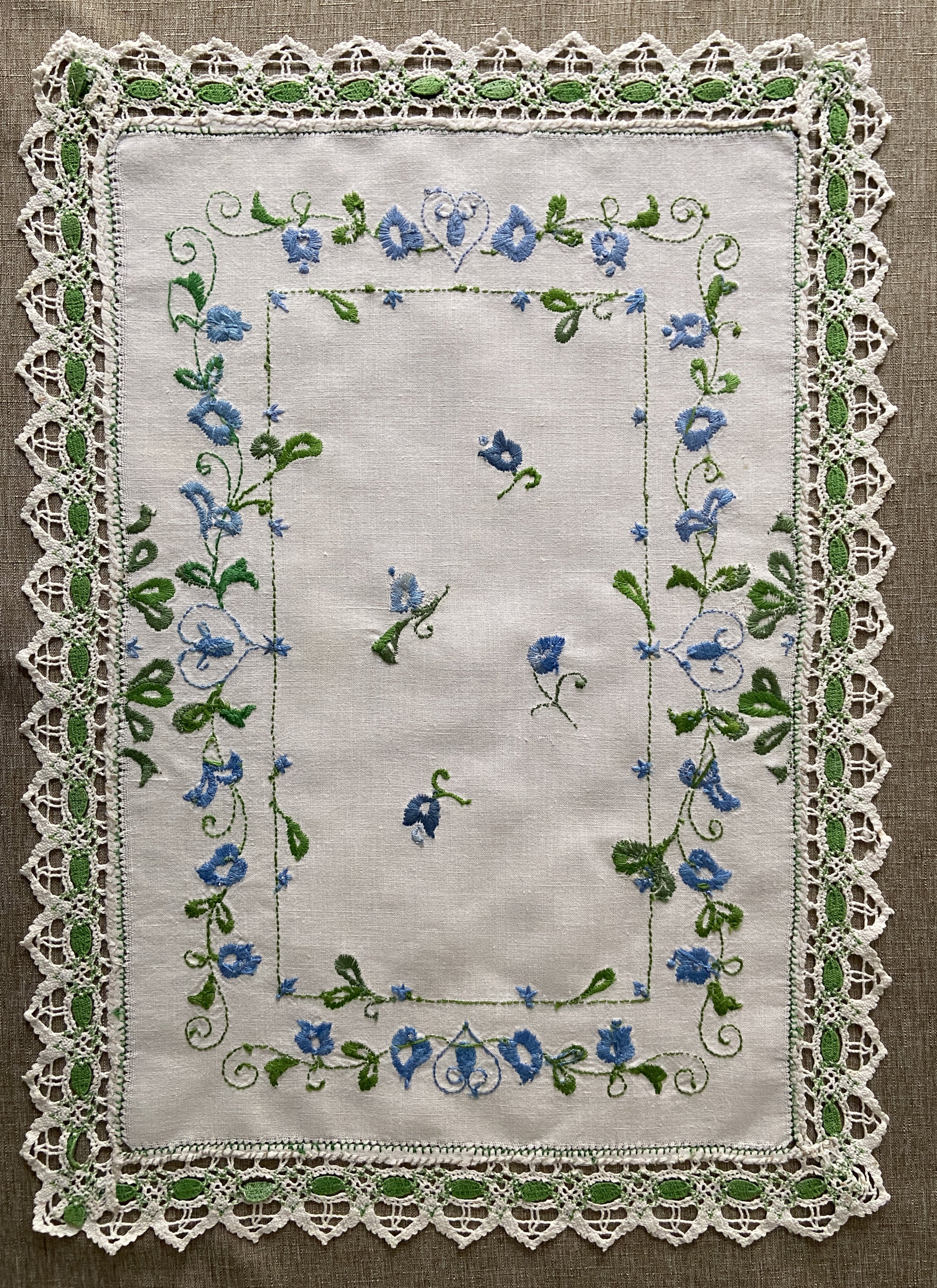 Centre de table  "Fleur bleue"