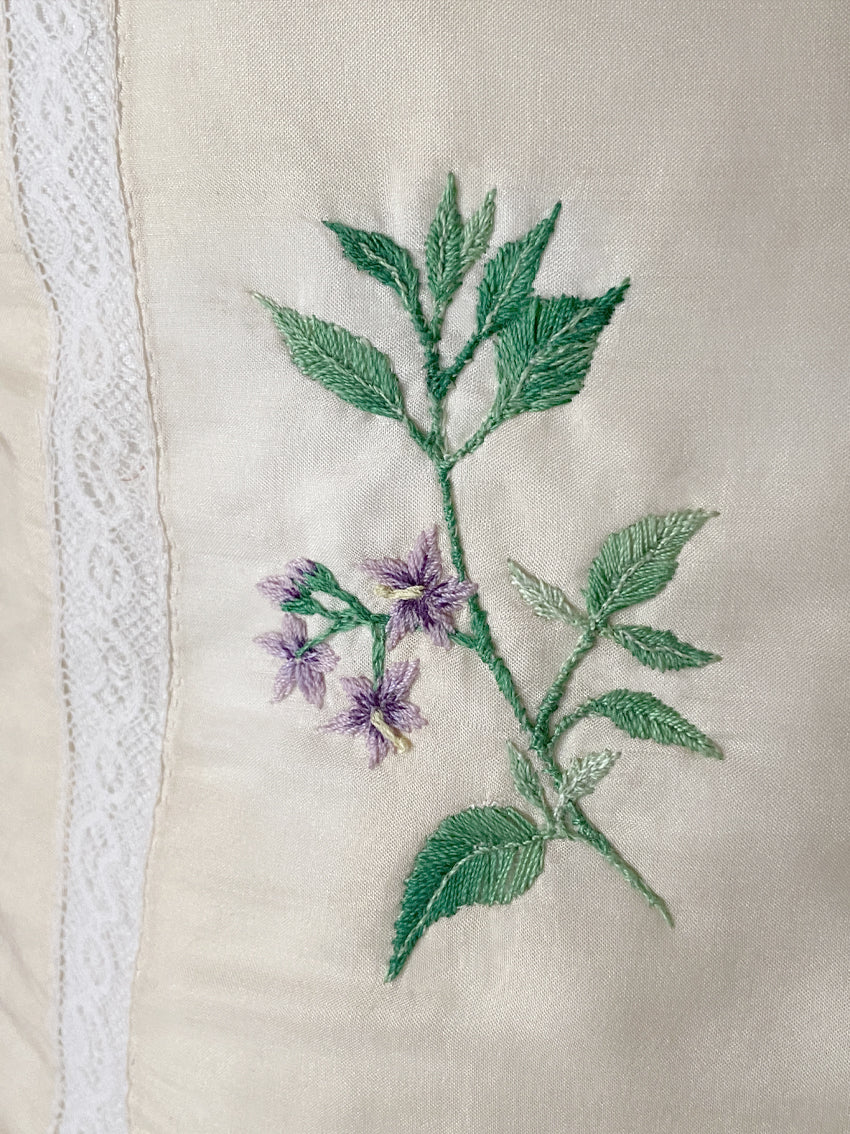 Coussin fleuri