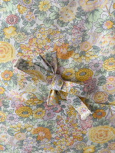 Coussin fleuri