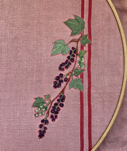 Torchon ”Baies de cassis”